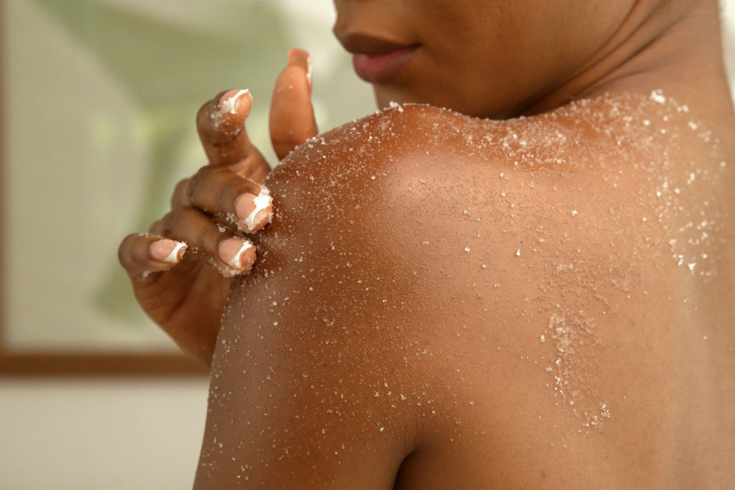 The Great Skin Reset: Why a Salt Scrub is the Ultimate Ritual for a Fresh Start in 2026